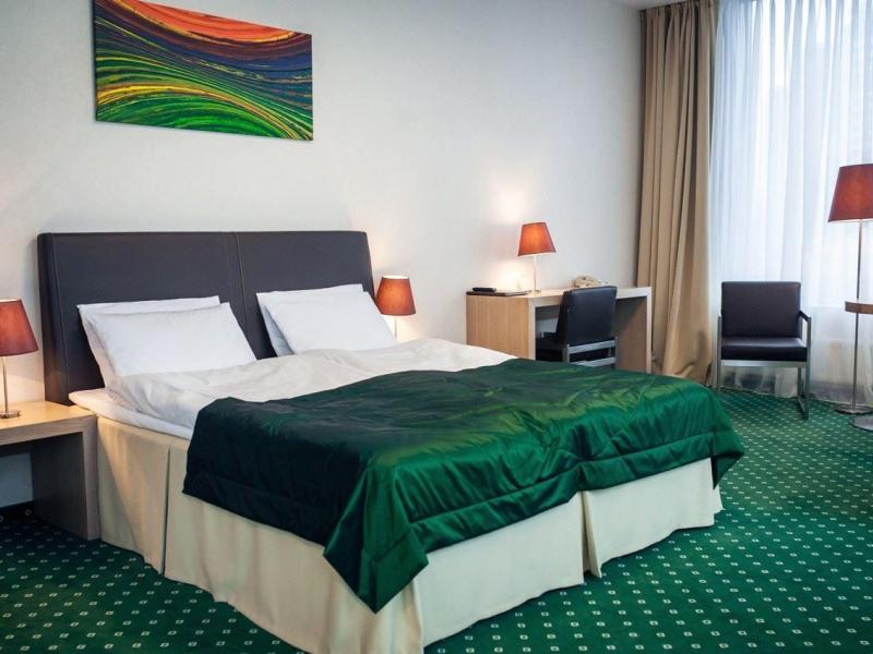 Green City Hotel