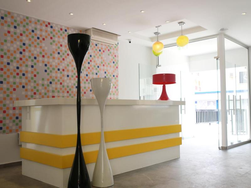 Sea CleoNapa Hotel