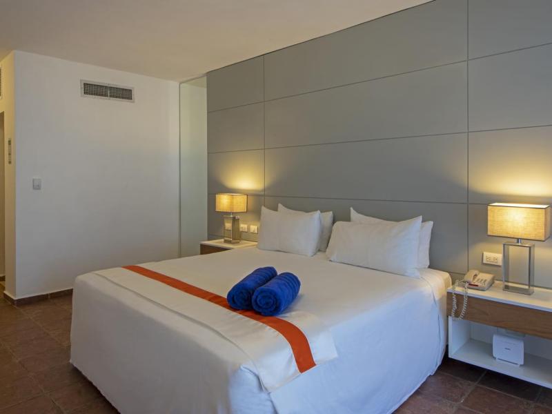 Viva Wyndham V Heavens