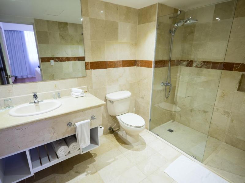 Viva Wyndham V Heavens