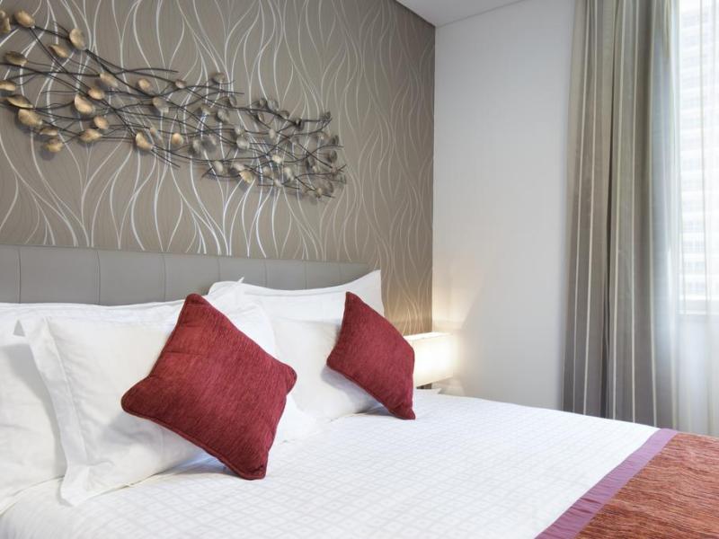 La Verda Dubai Marina Suites & Villas