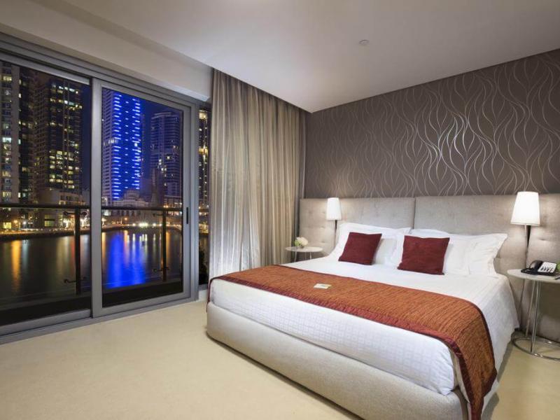 La Verda Dubai Marina Suites & Villas