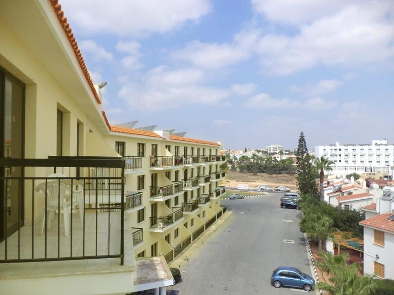 Tsokkos Gardens Hotel Apts