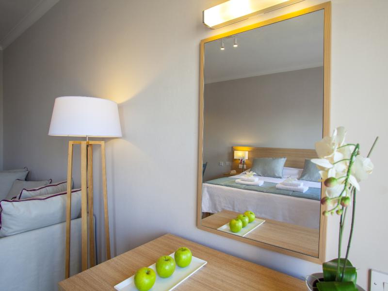 Louis St. Elias Resort