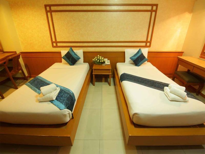 Convenient Park Bangkok Hotel