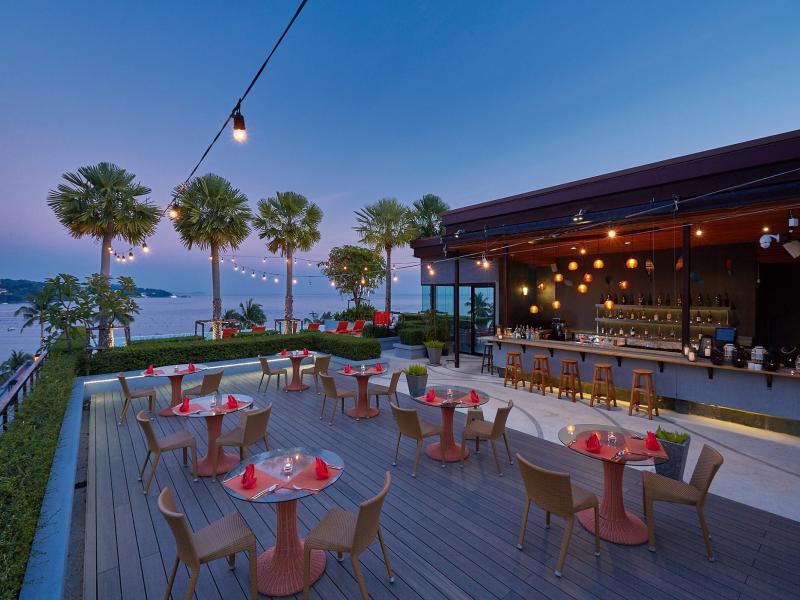 Bandara Phuket Beach Resort