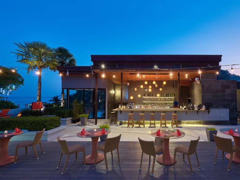 Bandara Phuket Beach Resort