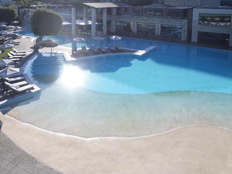 Rhodes Bay Hotel & Spa