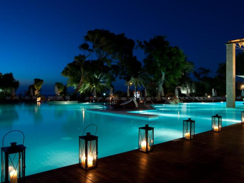 Rhodes Bay Hotel & Spa