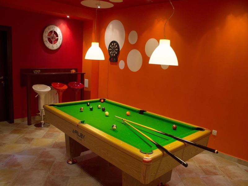 Bizev Hotel