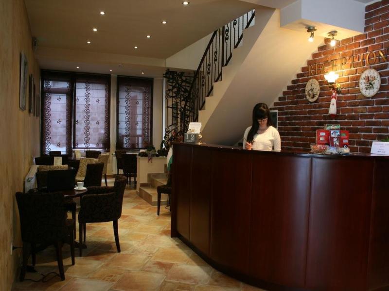 Bizev Hotel