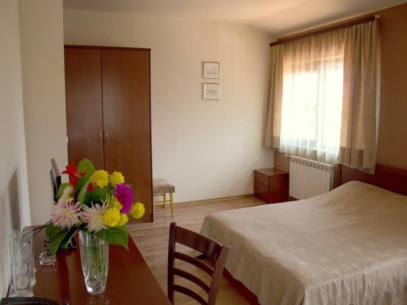 Bizev Hotel