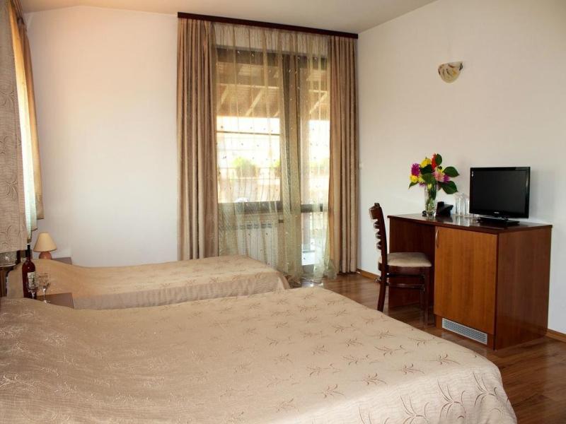 Bizev Hotel