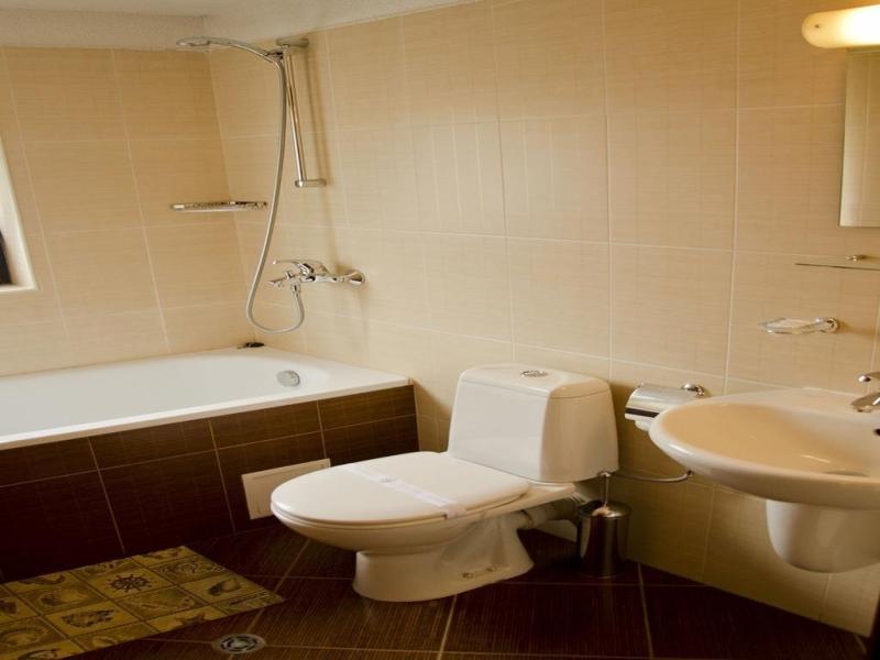 Bizev Hotel