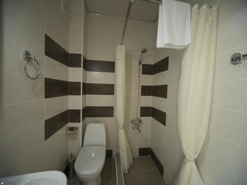 Log Inn Boutique Hotel