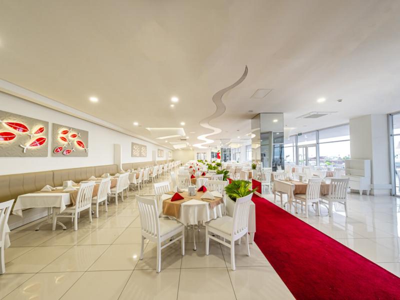 Laguna Beach Alya Resort & Spa