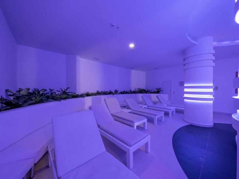 Laguna Beach Alya Resort & Spa