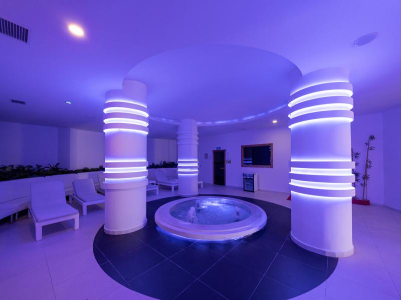 Laguna Beach Alya Resort & Spa