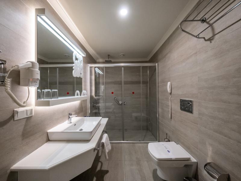 Laguna Beach Alya Resort & Spa