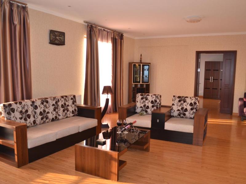 Patriot Hotel & Restaurant