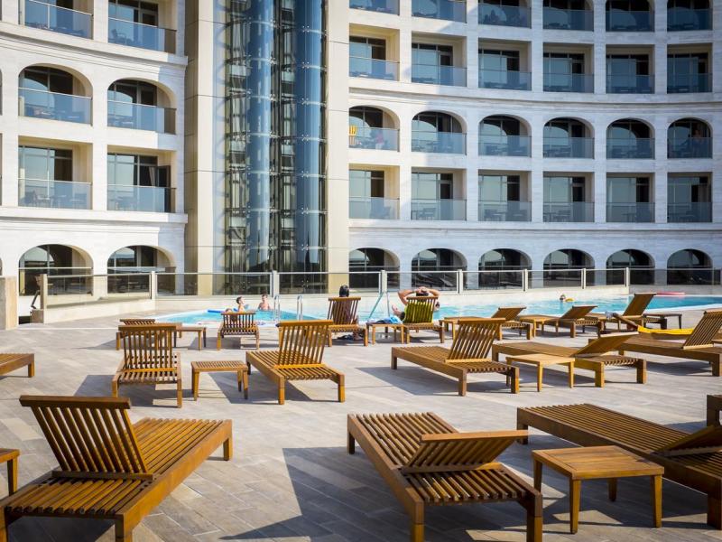 Colosseum Marina Hotel