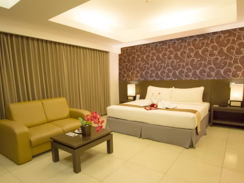 CrystalKuta Hotel