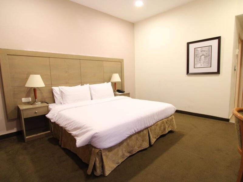 Ritz Hotel
