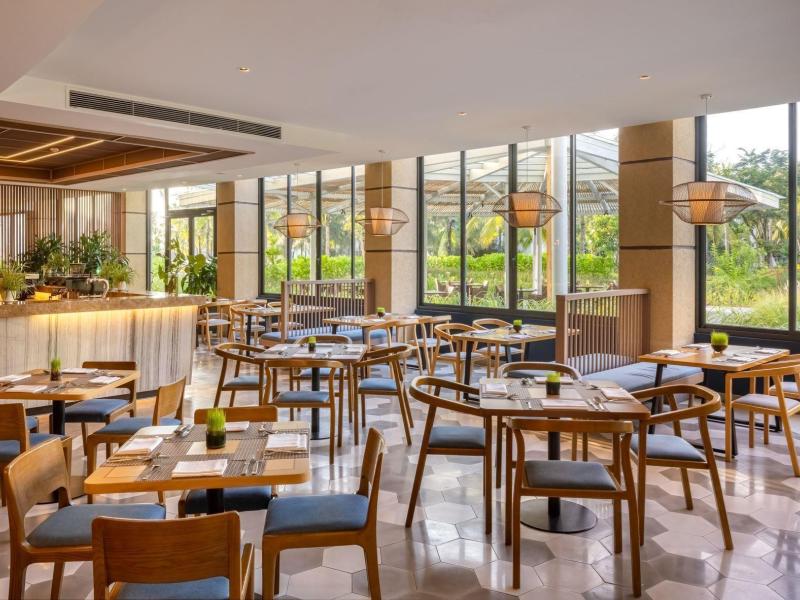 Melia Danang Beach Resort