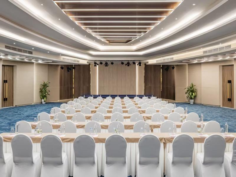 Melia Danang Beach Resort