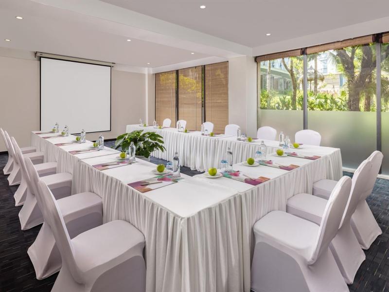 Melia Danang Beach Resort