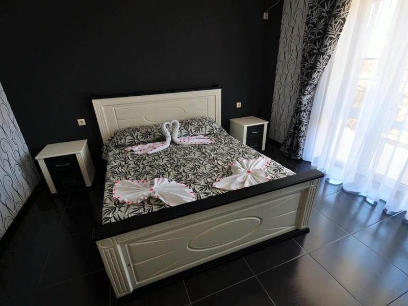 Royal by Undersun (Витязево)