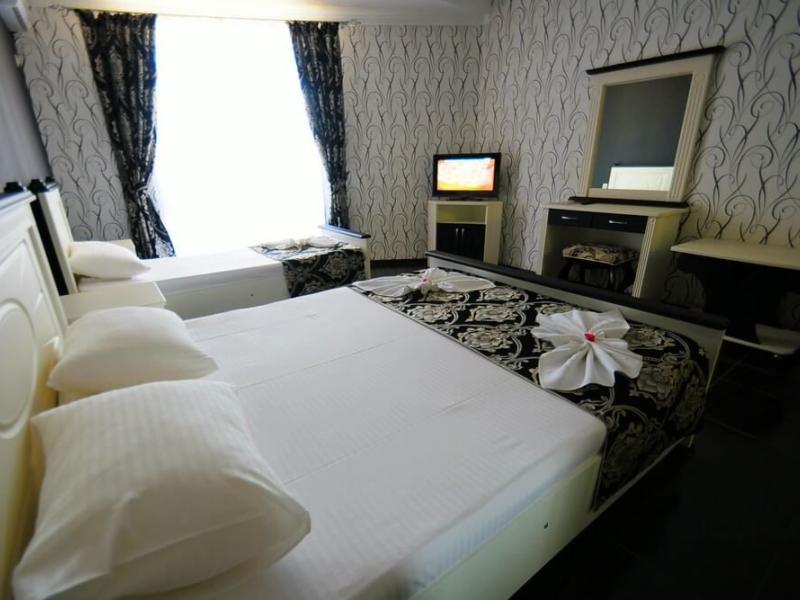 Royal by Undersun (Витязево)