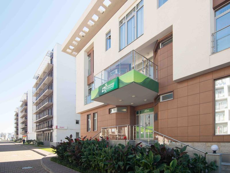 Bridge Family Resort