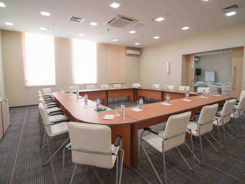 Bridge Family Resort