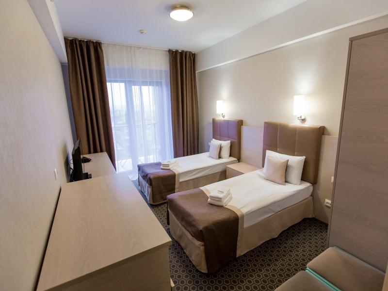 Bridge Family Resort