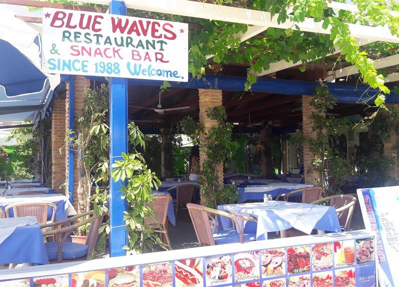 Blue Waves Hotel