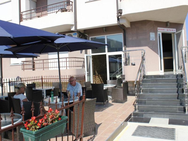 Novi Apartments