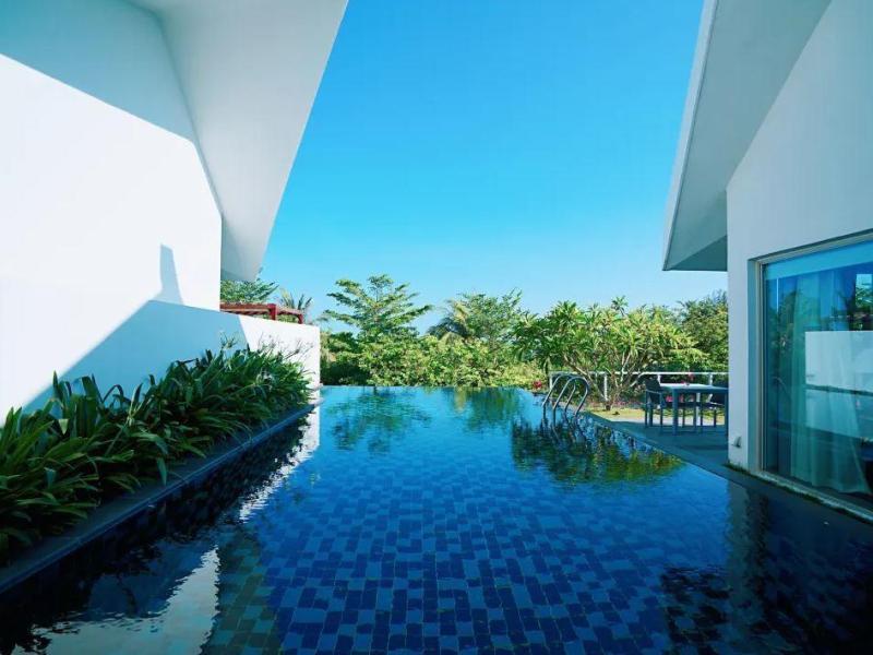 Palace Resort Yalong Bay