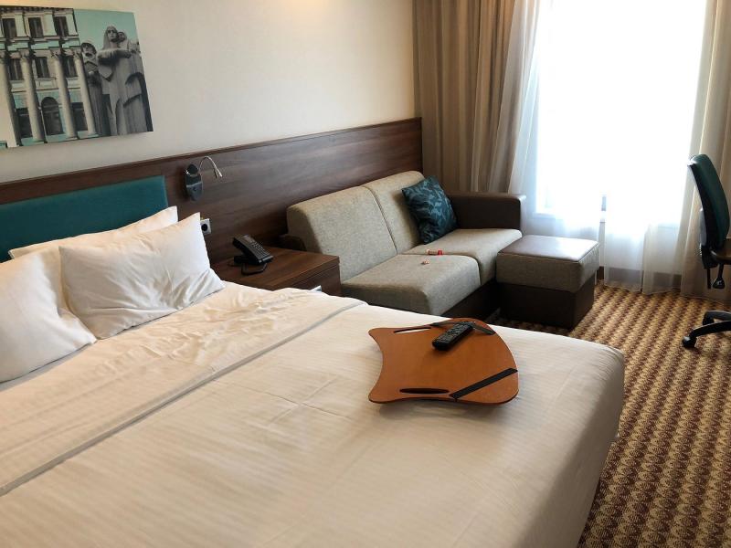 Hampton by Hilton