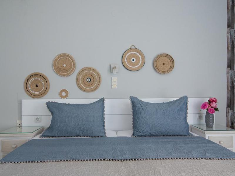 Silver Sun Studios & Apartments