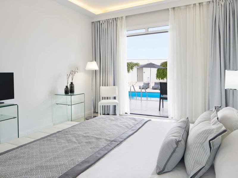 Mr & Mrs White Crete Lounge Resort & Spa