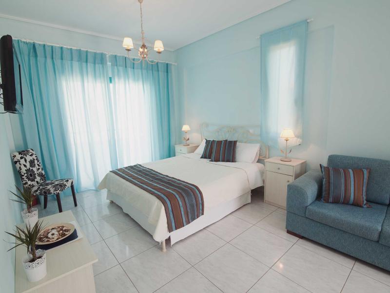 Kyparissia Blue