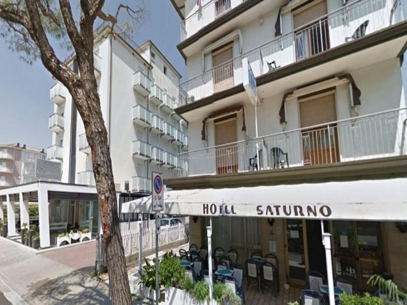 Saturno
