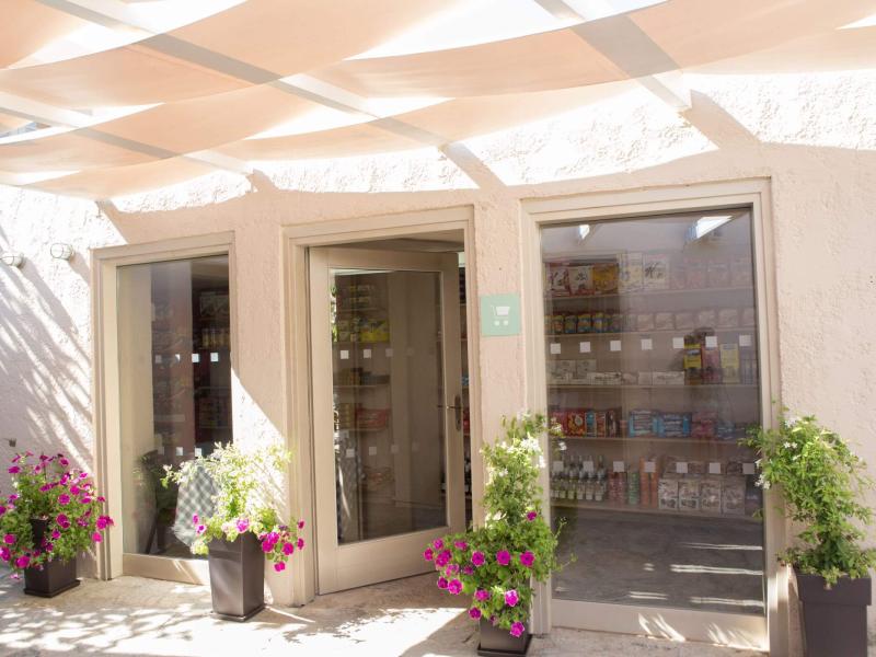 Sundance Apartments & Suites