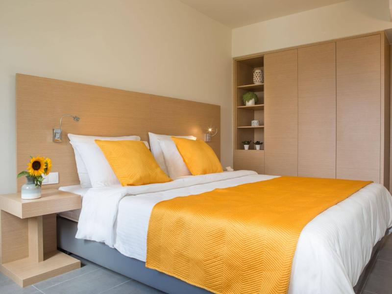 Sundance Apartments & Suites