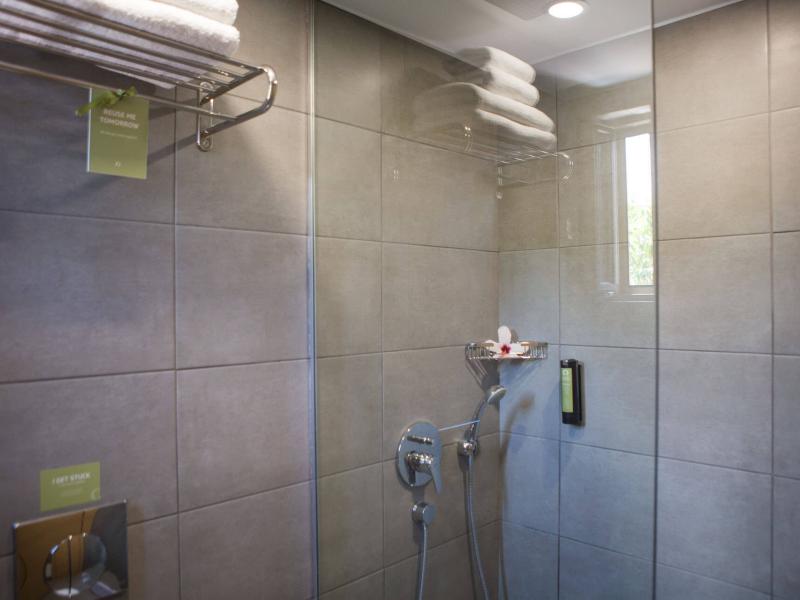 Sundance Apartments & Suites