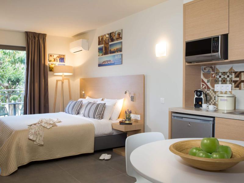 Sundance Apartments & Suites