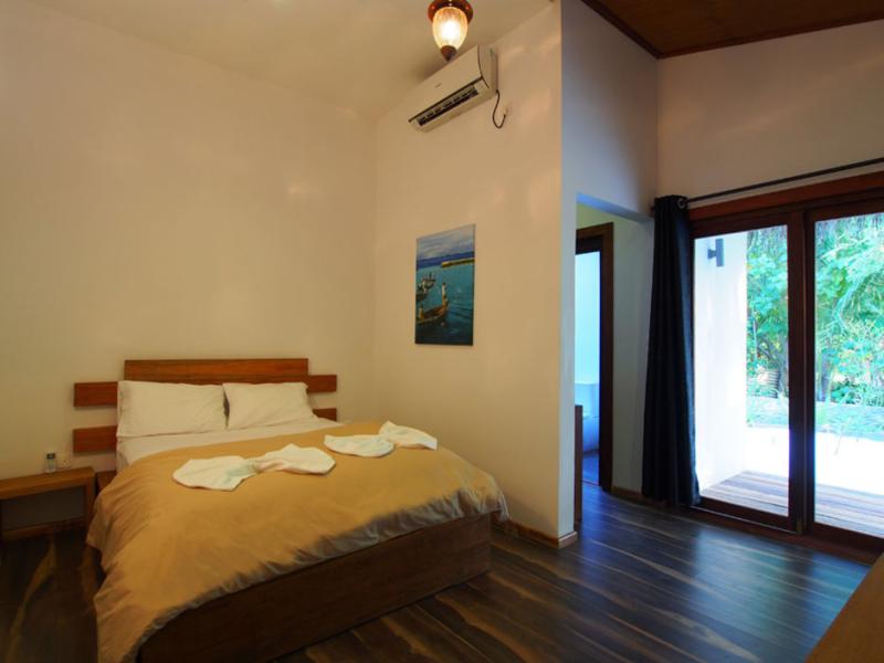 Maldives Oceanic Village