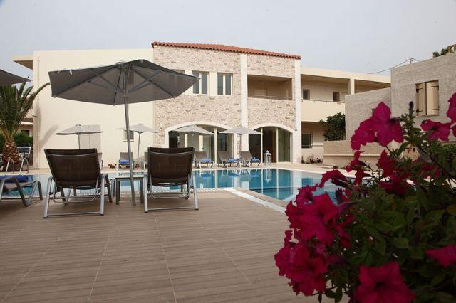 Maravel Star Art Hotel