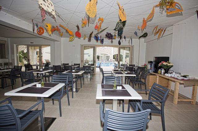 Maravel Star Art Hotel